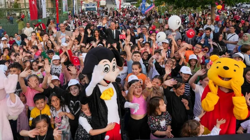 Gaziemir’de 23 Nisan coşkusu beş gün sürecek haberinin görseli