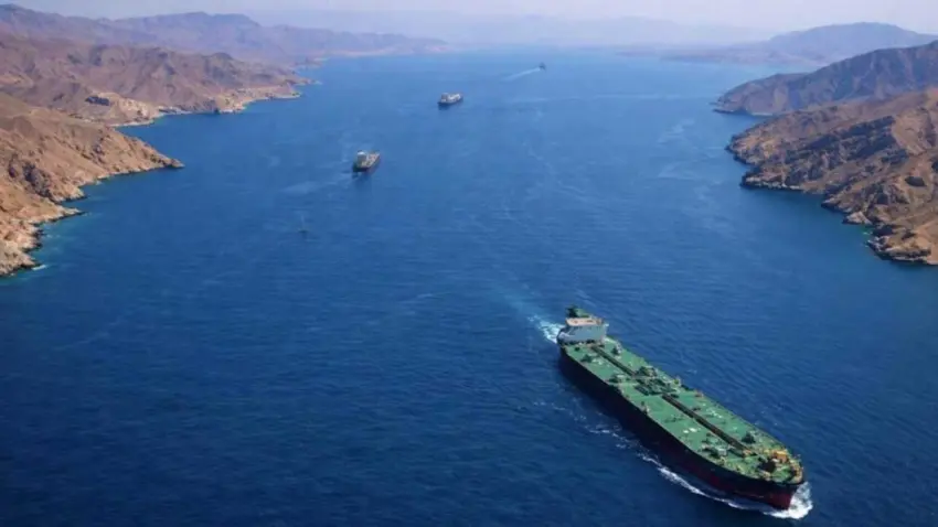 İran Dışişleri Bakanı Arakçi: Hürmüz Boğazı açıldı haberinin görseli