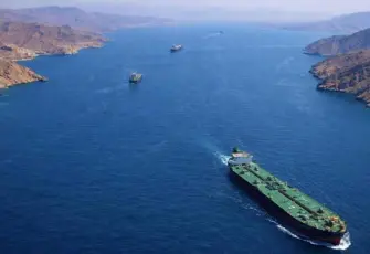 İran Dışişleri Bakanı Arakçi: Hürmüz Boğazı açıldı