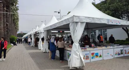 İZKİTAP fuarı kapılarını açtı