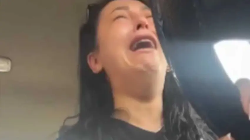 Okul saldırısı sonrası ağlama videosu paylaşan sağlık çalışanına inceleme haberinin görseli