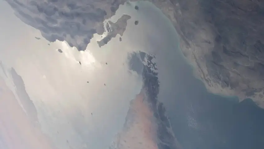 İran Devrim Muhafızları Ordusu duyurdu: Hürmüz Boğazı tekrar kapatıldı haberinin görseli