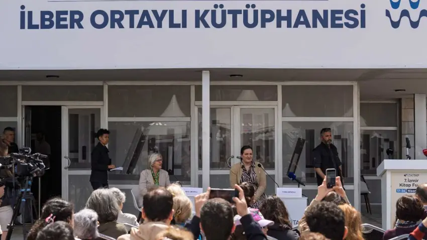 İzmir Kitap Fuarı’nda İlber Ortaylı anısına duygusal buluşma