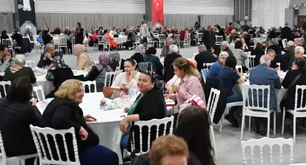 Kent Kasap’tan yararlananlar dayanışma yemeğinde buluştu