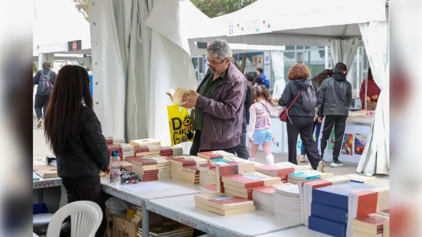 Kentin hafızasından geleceğine uzanan yayınlar İzmir Kitap Fuarı’nda haberinin görseli