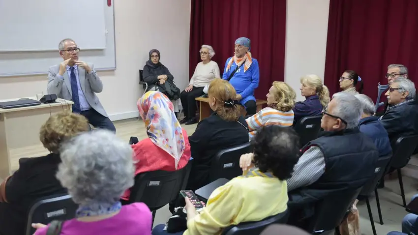 Konak’ta ileri yaş için “Hareketli Yaşam” semineri haberinin görseli