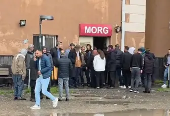 Okul bahçesine yıldırım düştü: 2 çocuk yaşamını yitirdi