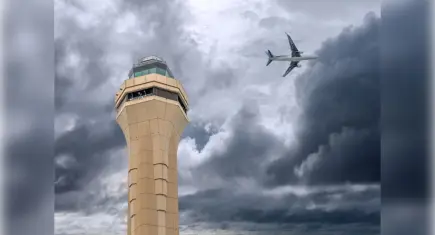 İran'da sivil uçuşlara yeşil ışık