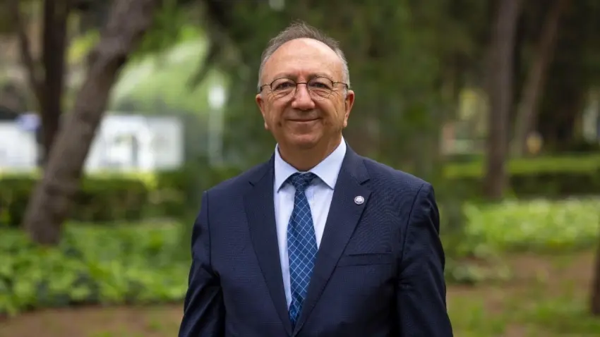 Prof. Dr. Yusuf Kurucu