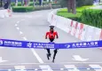 Robotlar maratonda insanları solladı