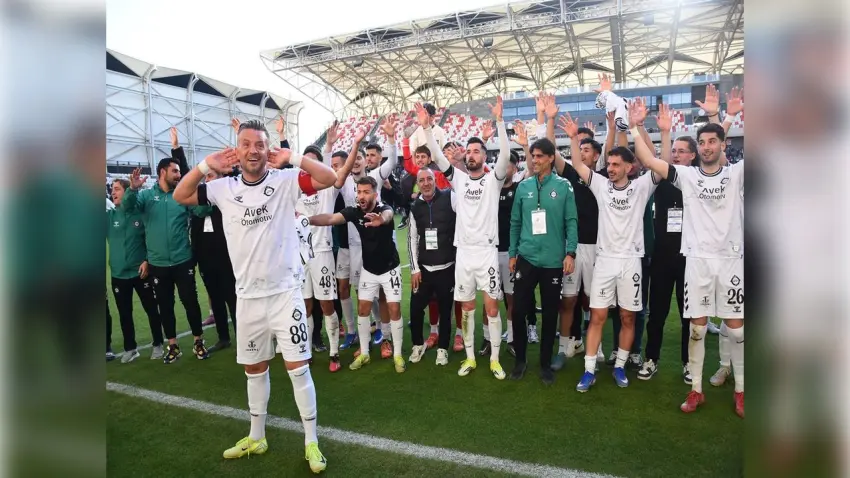 Tecrübeli ayakları Altay’ı ligde tuttu haberinin görseli