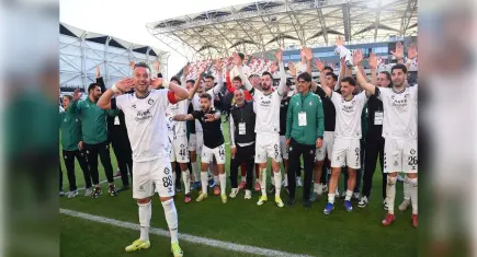 Tecrübeli ayakları Altay’ı ligde tuttu