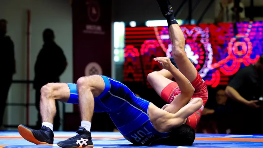 Avrupa Grekoromen Güreş Şampiyonası’nda Ömer Halis Recep bronz madalya için yarışacak haberinin görseli