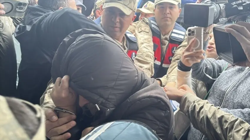 Gülistan Doku soruşturması: Hastane kayıtlarını silen başhekim adliyeye sevk edildi haberinin görseli