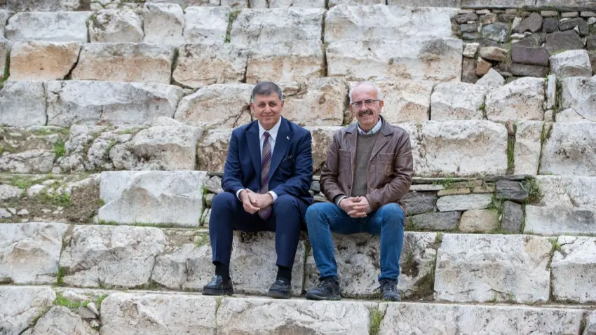 İzmir’in 8 bin 500 yıllık mirası Arkeoloji Kurulu’nda ele alındı haberinin görseli