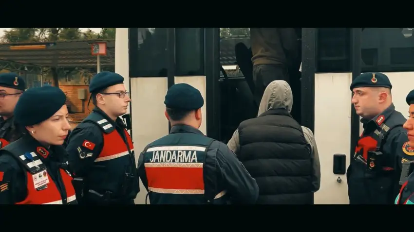 18 ilde nitelikli dolandırıcılık ve yasa dışı bahis operasyonu: 56 tutuklama haberinin görseli