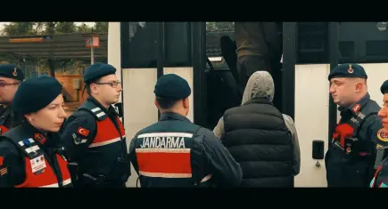 18 ilde nitelikli dolandırıcılık ve yasa dışı bahis operasyonu: 56 tutuklama