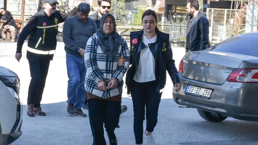 Halı silkelediği için komşularını öldüren karı koca tutuklandı haberinin görseli