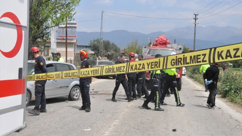 İzmir haber: Ödemiş’te meydana gelen zincirleme kazada 2 kişi öldü, 2 kişi yaralandı haberinin görseli