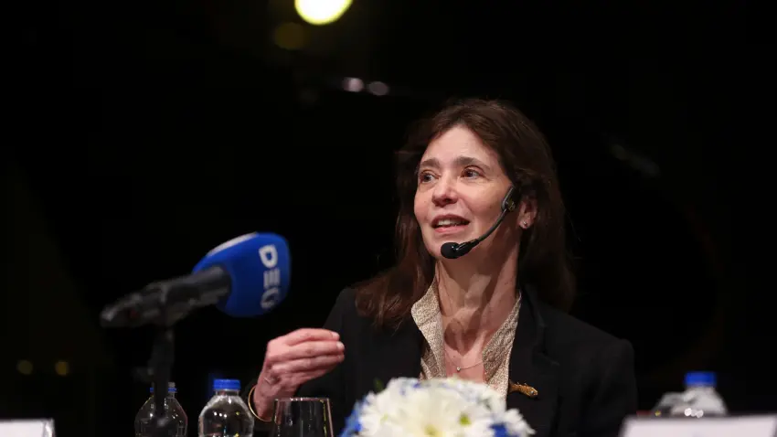 Silvana Paternostro, DEÜ Talks’ta öğrencilerle buluştu haberinin görseli