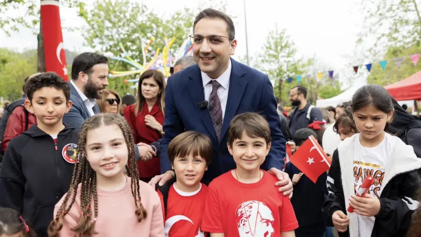 Balçova’da 23 Nisan coşkusu zirveye çıktı haberinin görseli