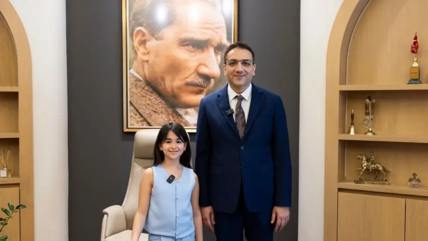 Balçova’da 23 Nisan’da minik başkan koltuğa oturdu