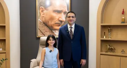 Balçova’da 23 Nisan’da minik başkan koltuğa oturdu