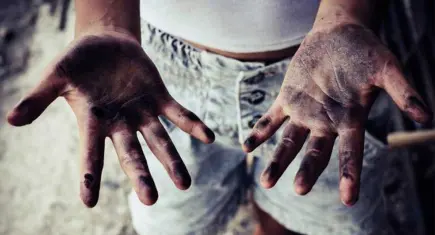 Çocuk yoksulluğuna karşı rehber gibi rapor: Eğitim için Psikososyal Destek Projesi