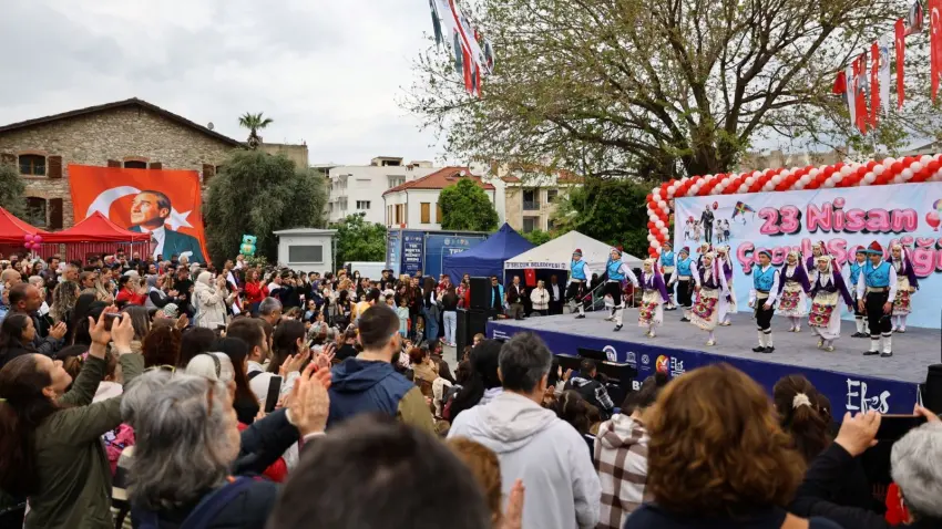 Efes Selçuk’ta 23 Nisan, Sokak Oyunları Şenliği ile kutlandı haberinin görseli