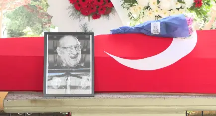 Oyuncu Ferdi Atuner son yolculuğun uğurlandı