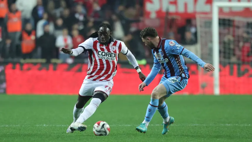 Trabzonspor, penaltılarla yarı finale yükseldi! haberinin görseli