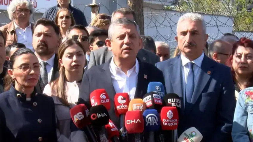 CHP Genel Başkanı Özel: Bize düşman hukuku uyguluyorlar haberinin görseli
