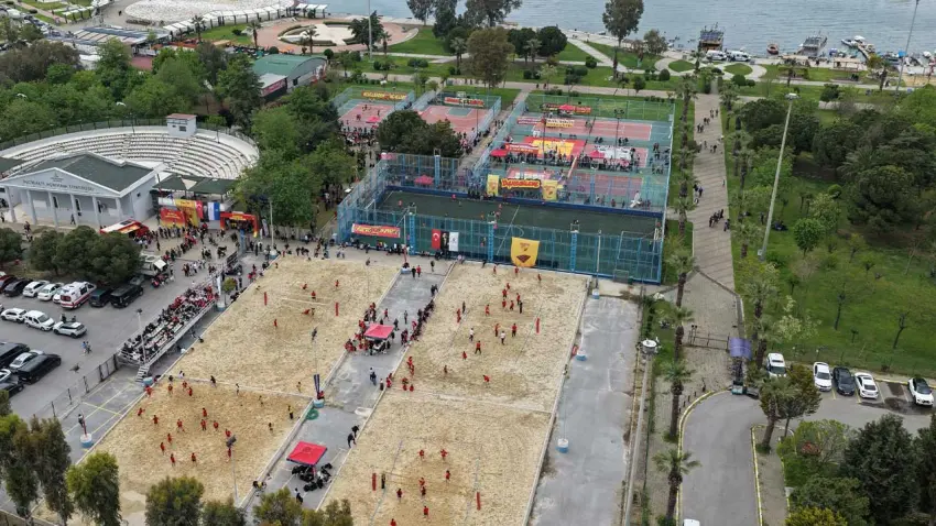 Göztepe’den 23 Nisan’a özel şenlik: İnciraltı’nda renkli buluşma haberinin görseli