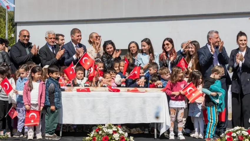 Güzelbahçe’de çocuk eğitim kampüsü için temel atıldı haberinin görseli