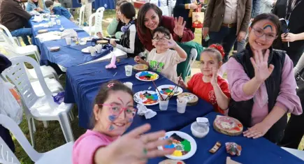 Karabağlar’da çocuklar 23 Nisan’ı doyasıya kutladı