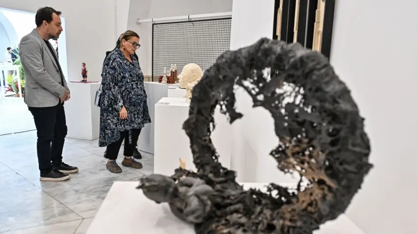 Koruyamadıklarımız temalı seramik sergisi İzmir’de açıldı