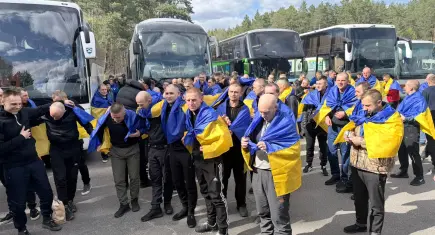 Rusya ve Ukrayna’dan esir takası: 193’er savaş esiri karşılıklı olarak serbest kaldı