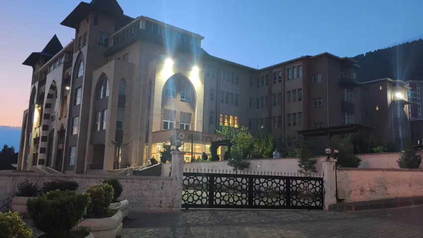 Ezgi Apartmanı davasında avukatlar arasında gerginlik yaşandı haberinin görseli