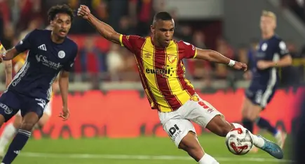 Göztepe ilk yarıda Antalyaspor’a 2-0 üstünlük sağladı