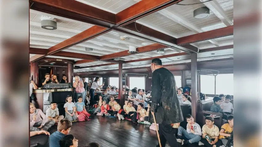 Halikarnas Balıkçısı Bergama Vapuru’nda anıldı haberinin görseli