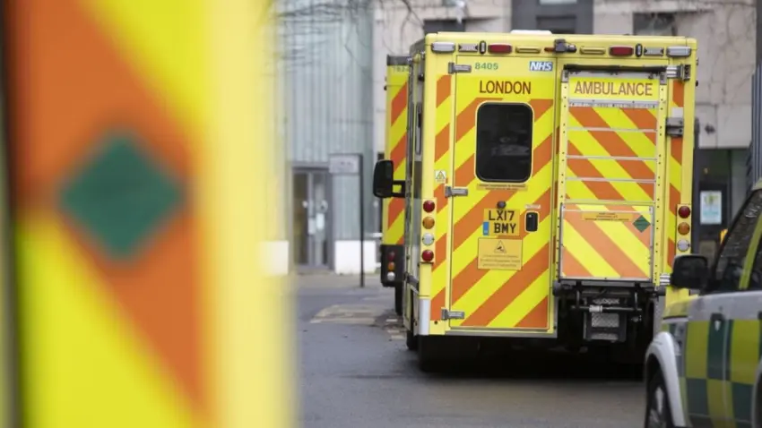 Hastanelerde personel açığı alarmı: Hemşireler doktorların yerine kullanıyor haberinin görseli