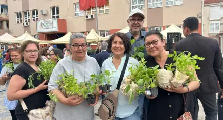 Seferihisar’da atalık tohumlar takasla geleceğe taşınıyor