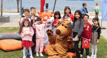 Çocuk Şenliği Karantina Meydanı’nı renklendirdi