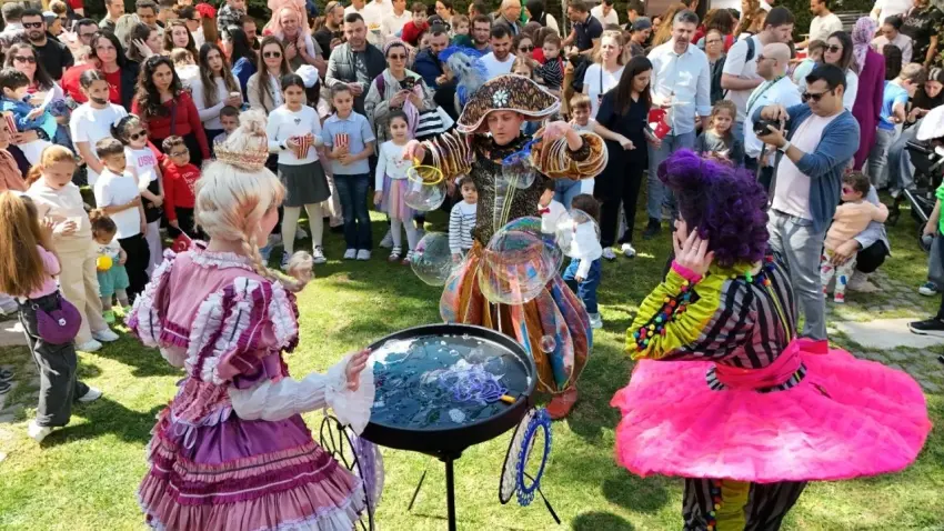 İEÜ Medical Point’te 23 Nisan şenliği düzenlendi haberinin görseli