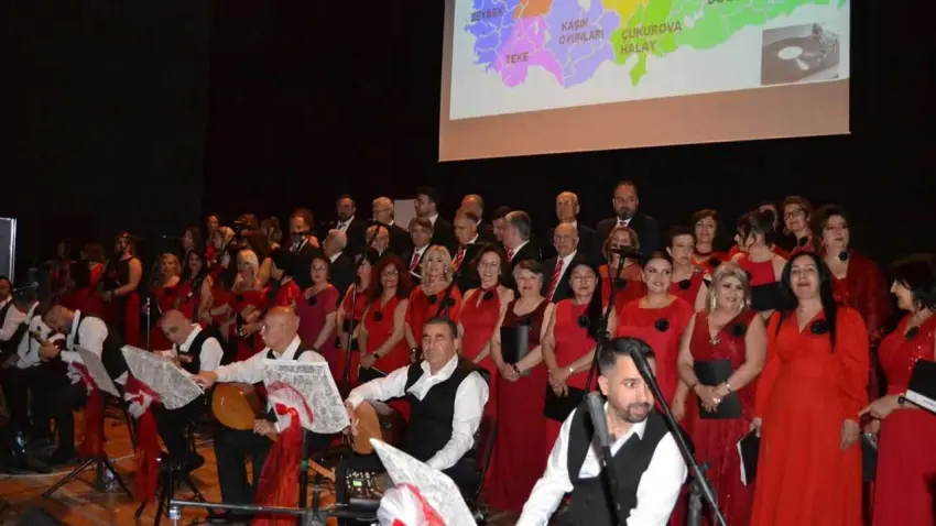 Köy Enstitüleri İzmir’de türkülerle anıldı: Bu ışık sönmeyecek haberinin görseli