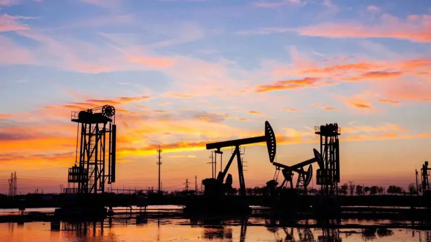 Brent Petrol yeniden 100 doların üzerinde!  haberinin görseli