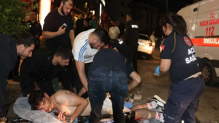 Derbi çıkışı kan döküldü: Galatasaray taraftarı sokak ortasında bıçaklandı haberinin görseli