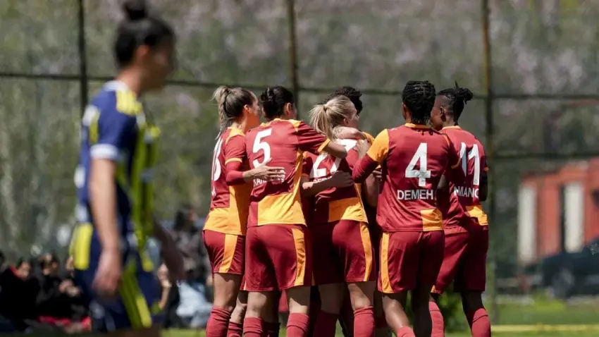 'Dişi Aslanlar' zirveye ortak oldu! haberinin görseli