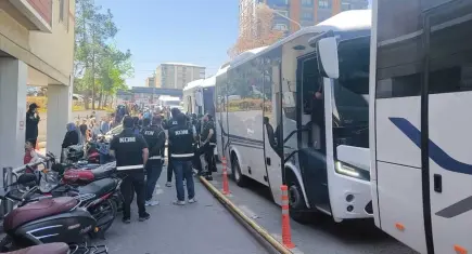 Halfeti Belediyesindeki yolsuzluk operasyonunda 46 şüpheli adliyede