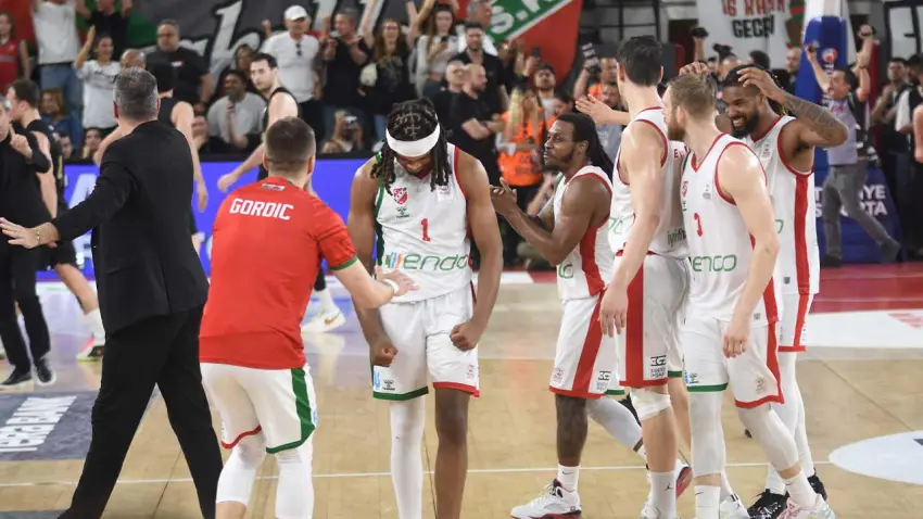 Karşıyaka potada mucizeye doğru ilerliyor